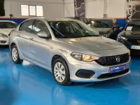 Usado Fiat Tipo Lounge 95 CV (69 kW) 2017 Gris / plata Berlina