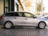 Usado Peugeot 308 SW Active 131 CV (96 kW) 2019 Gris Familiar
