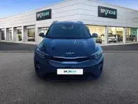 Usado Kia Stonic 101 CV (74 kW) 2022 Gris SUV
