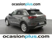 Usado VW T-Roc Life 110 CV (80 kW) 2024 Gris / plata SUV