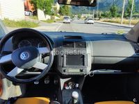 Usado VW Polo Cross 100 CV (73 kW) 2007 Naranja Utilitario