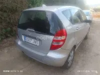 Usado Mercedes A180 Avantgarde 109 CV (80 kW) 2005 Gris / plata Monovolumen