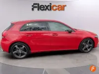 Usado Mercedes A180 109 CV (80 kW) 2019 Rojo Utilitario