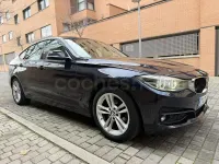 Usado BMW 318 Comfort Edition 150 CV (110 kW) 2020 Azul Berlina
