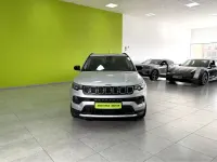 Usado Jeep Compass Limited 130 CV (95 kW) 2023 Plateado SUV
