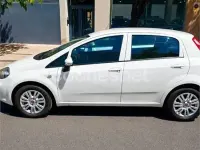 Usado Fiat Punto Easy 69 CV (50 kW) 2016 Blanco Utilitario