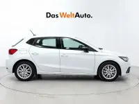 Usado Seat Ibiza FR 115 CV (84 kW) 2025 Blanco Utilitario