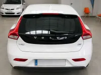 Usado Volvo V40 Kinetic 115 CV (84 kW) 2013 Blanco Utilitario