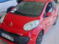 Usado Citroën C1 68 CV (50 kW) 2007 Rojo Utilitario