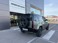 Usado Land Rover Defender SE Dynamic 404 CV (297 kW) 2023 Verde SUV