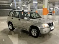 Usado Suzuki Grand Vitara 109 CV (80 kW) 2003 Gris / plata SUV