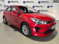Usado Kia Rio 84 CV (61 kW) 2021 Rojo Berlina