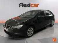 Usado Seat Leon Style 110 CV (80 kW) 2018 Negro