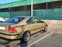 Usado Volvo S60 Summum 163 CV (119 kW) 2003 Amarillo Berlina
