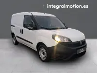 Usado Fiat Doblò 95 CV (69 kW) 2019 Blanco Monovolumen
