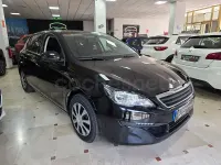 Usado Peugeot 308 Access 100 CV (73 kW) 2017 Negro Berlina