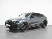 Usado Audi Q8 Advanced 600 CV (441 kW) 2024 Gris / plata SUV