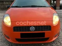 Usado Fiat Grande Punto Sport 130 CV (95 kW) 2006 Naranja Utilitario
