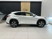 Usado Lexus NX300h Luxury Line 197 CV (144 kW) 2021 Blanco SUV