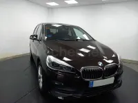 Usado BMW 225 Active Tourer iPerformance 224 CV (164 kW) 2021 Marrón Monovolumen