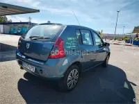 Usado Dacia Sandero Ambiance 75 CV (55 kW) 2009 Azul Berlina