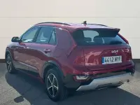 Usado Kia Niro 129 CV (94 kW) 2025 Rojo SUV