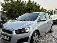 Usado Chevrolet Aveo LT 86 CV (63 kW) 2011 Gris / plata Berlina