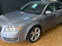 Usado Audi A4 S-Line 140 CV (102 kW) 2006 Gris / plata Berlina