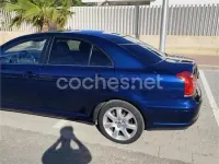 Usado Toyota Avensis Executive 147 CV (108 kW) 2004 Azul Berlina