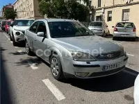 Usado Ford Mondeo Ambiente 115 CV (84 kW) 2006 Gris / plata Berlina