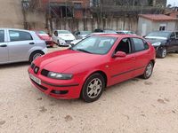 Usado Seat Leon 105 CV (77 kW) 2002 Rojo Utilitario