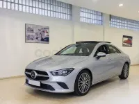 Usado Mercedes CLA250 224 CV (164 kW) 2022 Gris / plata Coupe