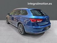 Usado Seat Leon Style 110 CV (80 kW) 2016 Azul Familiar