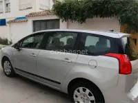 Usado Peugeot 5008 110 CV (80 kW) 2009 Gris / plata Monovolumen