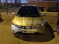 Usado Honda Civic Executive 140 CV (102 kW) 2006 Gris / plata Berlina