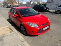 Usado Ford Focus Trend 125 CV (91 kW) 2013 Rojo Berlina
