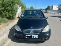 Usado Mercedes A180 Avantgarde 109 CV (80 kW) 2007 Negro Utilitario