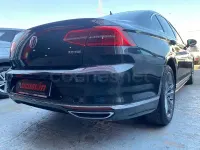 Usado VW Passat Exclusive 150 CV (110 kW) 2017 Gris / plata Berlina