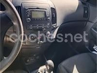 Usado Hyundai i30 Classic 90 CV (66 kW) 2010 Blanco Berlina