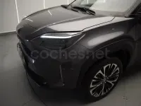 Usado Toyota Yaris Cross Style 116 CV (85 kW) 2022 Gris / plata SUV