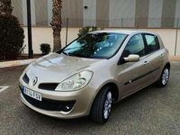 Usado Renault Clio II Authentique 68 CV (50 kW) 2007 Beige Utilitario