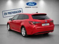 Usado Toyota Corolla Active 140 CV (102 kW) 2023 Rojo Familiar