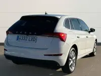 Usado Skoda Scala 95 CV (69 kW) 2022 Blanco Utilitario