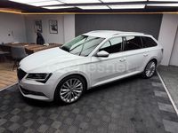 Usado Skoda Superb Style 190 CV (139 kW) 2016 Blanco Familiar