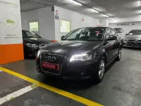Usado Audi A3 Sportback Ambiente 105 CV (77 kW) 2010 Negro Utilitario