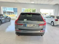 Usado Volvo XC60 Momentum 197 CV (144 kW) 2021 Gris / plata SUV