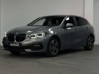 Usado BMW 118 Comfort Edition 150 CV (110 kW) 2022 Gris / plata Berlina