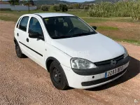 Usado Opel Corsa Club 58 CV (42 kW) 2001 Blanco Utilitario