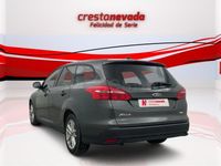 Usado Ford Focus Trend 125 CV (91 kW) 2018 Gris / plata Familiar