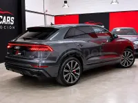 Usado Audi Q8 Ambiente 231 CV (169 kW) 2019 Gris / plata SUV